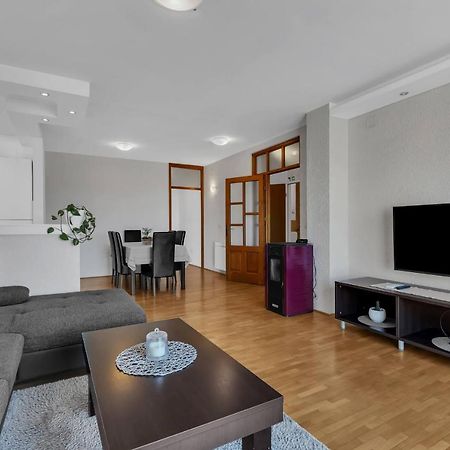מאקרסקה Urban Apartment מראה חיצוני תמונה