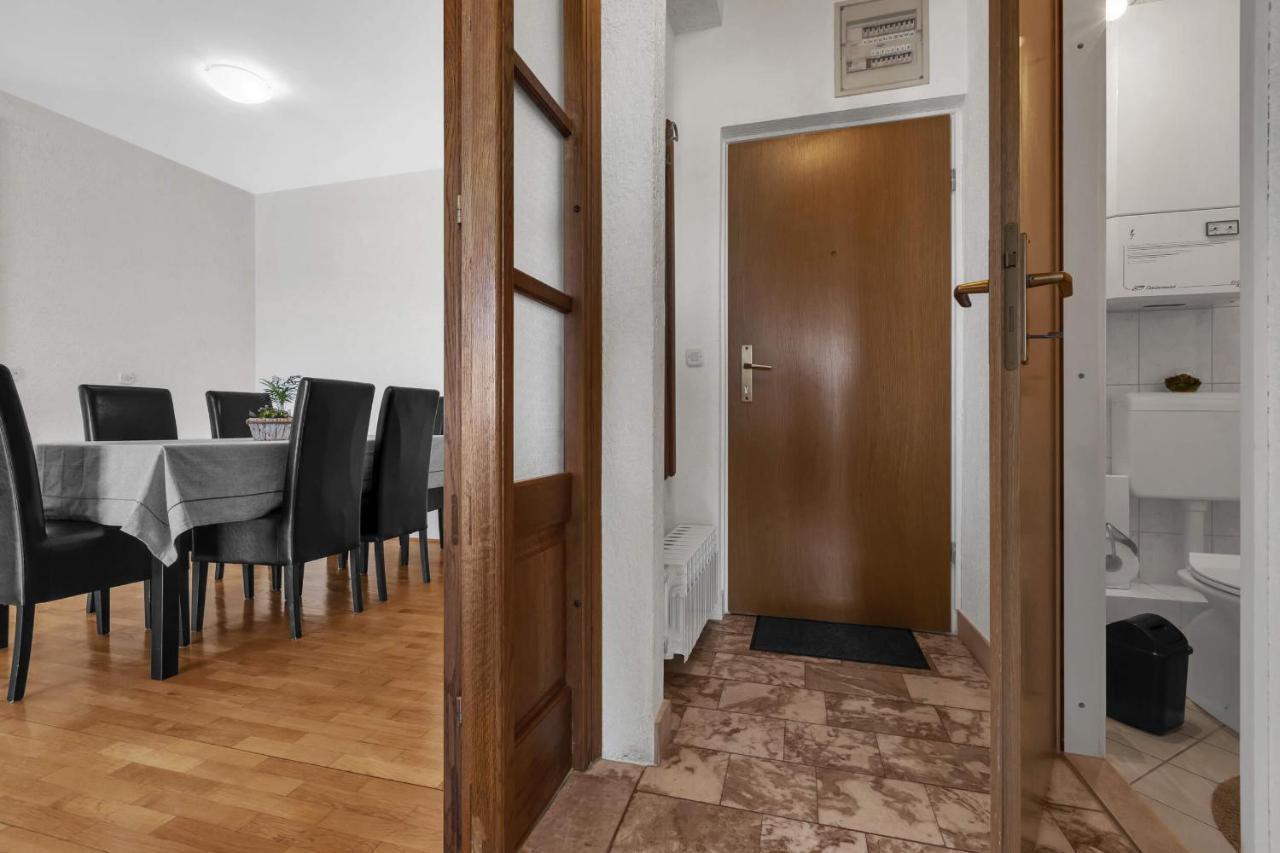 מאקרסקה Urban Apartment מראה חיצוני תמונה
